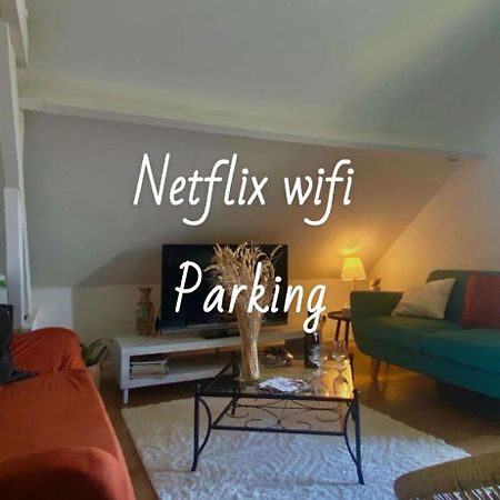 Une Ambiance Cosy Avec Jardin Privatif Nassandres Екстериор снимка