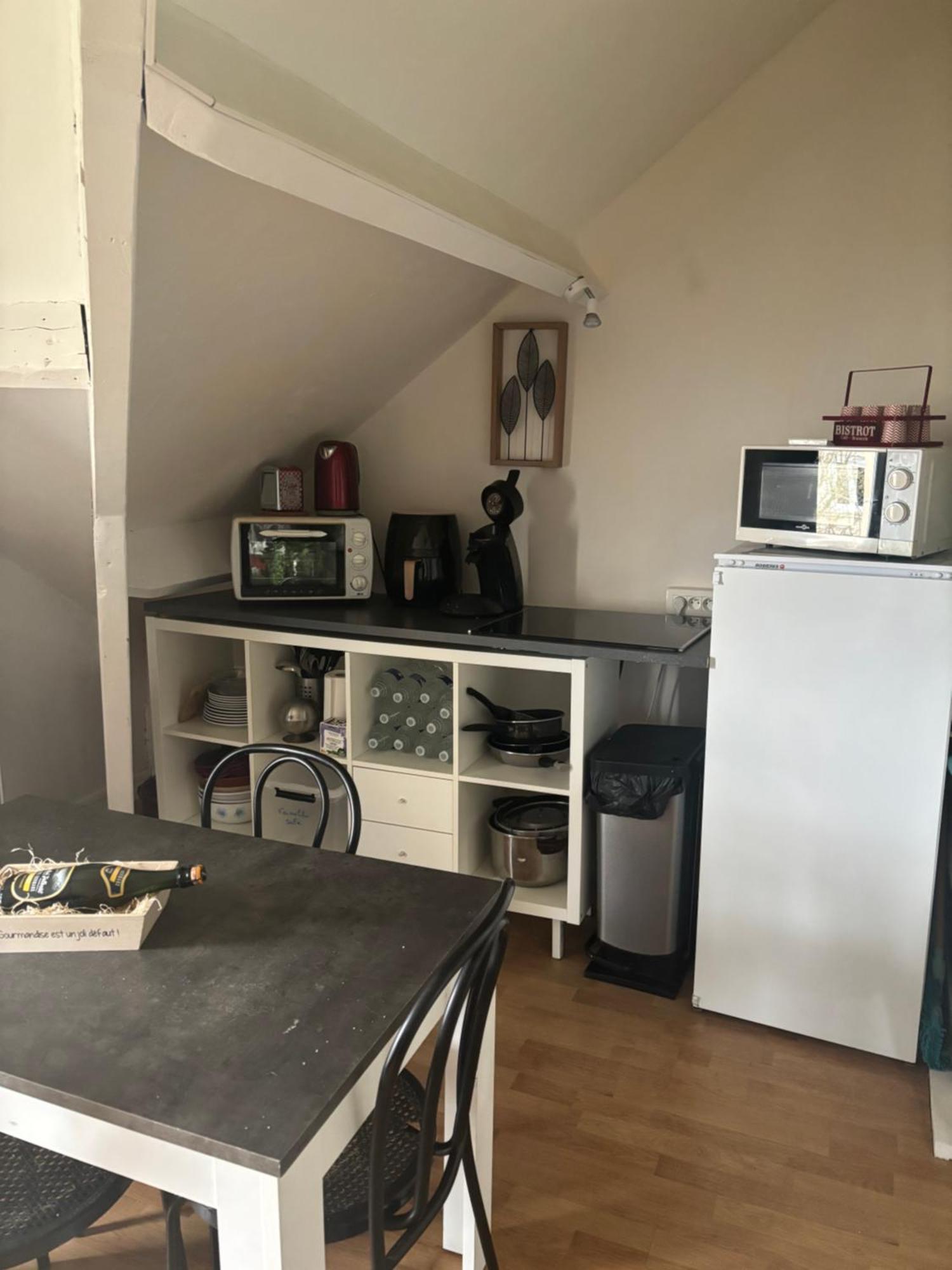Une Ambiance Cosy Avec Jardin Privatif Nassandres Екстериор снимка
